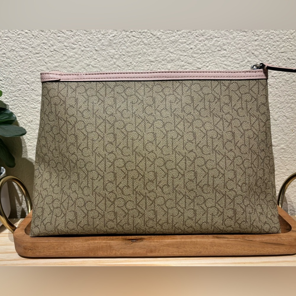 Calvin Klein Cosmetic Bag - Picture 3 of 8